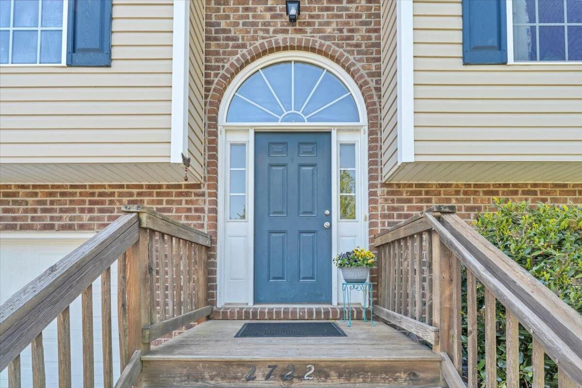 2722 Paddington Station LN - Photo 2