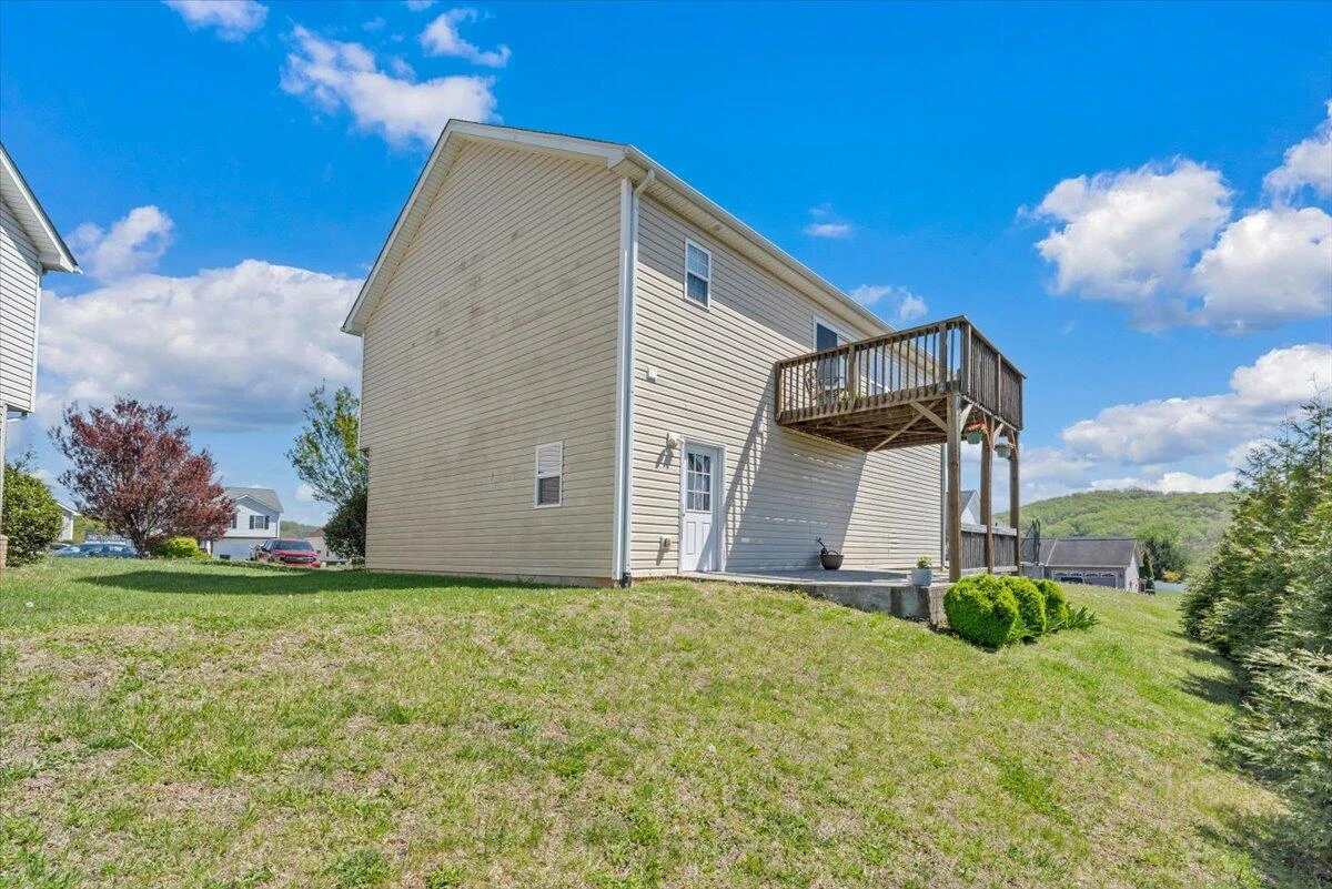 2722 Paddington Station LN - Photo 39