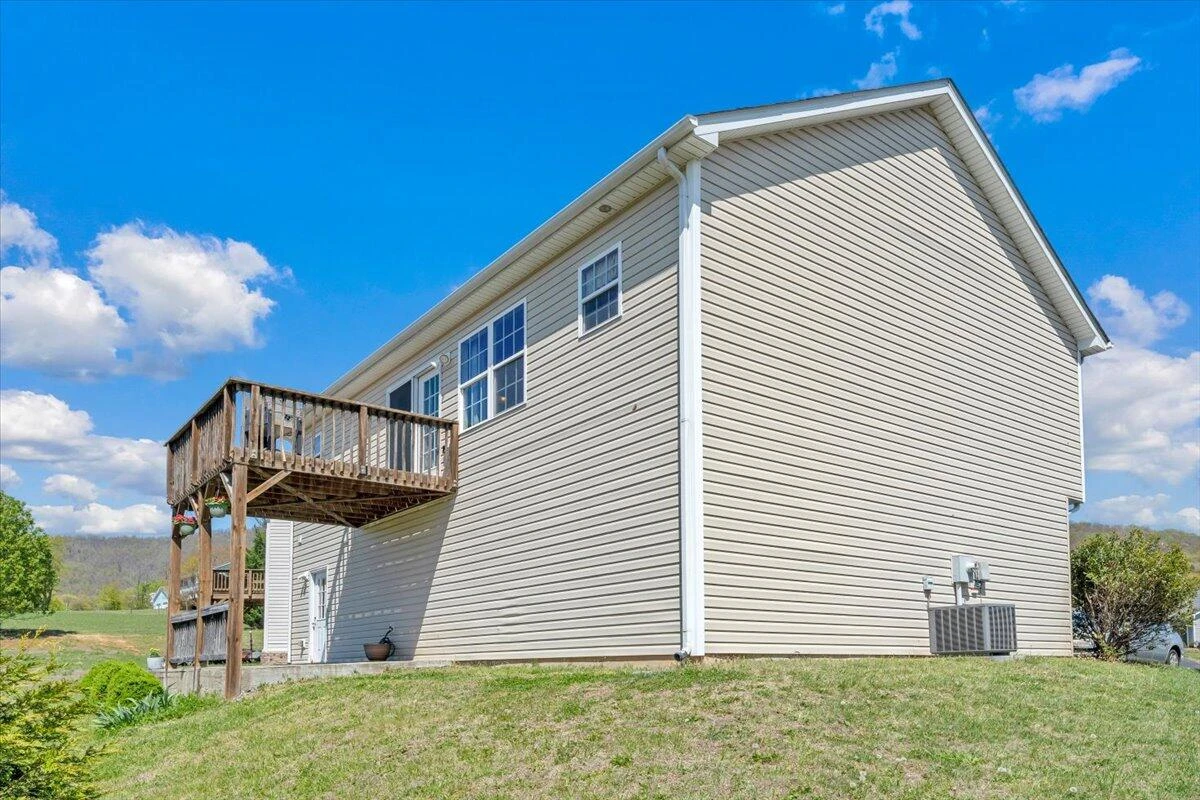 2722 Paddington Station LN - Photo 40