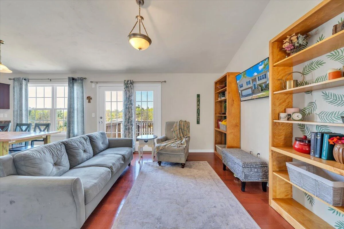 2722 Paddington Station LN - Photo 6