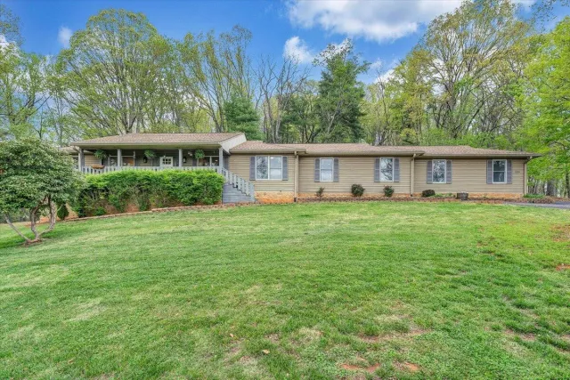 856 Ridge Mountain DR