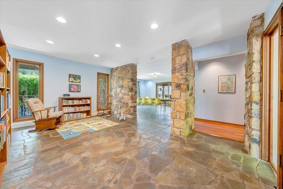 3244 Pineland RD SW - Photo 16