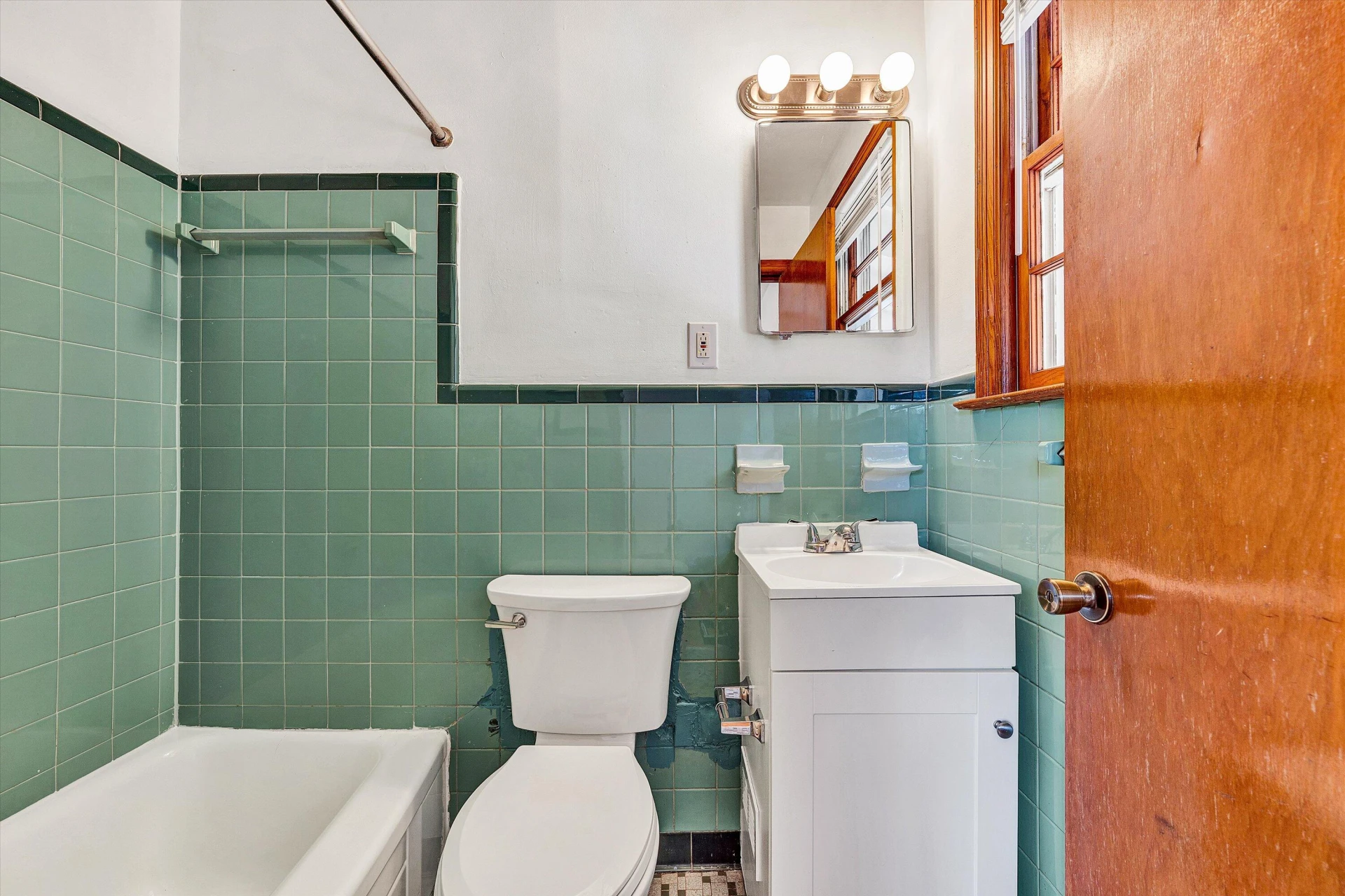 3203 Roundhill AVE - Photo 20
