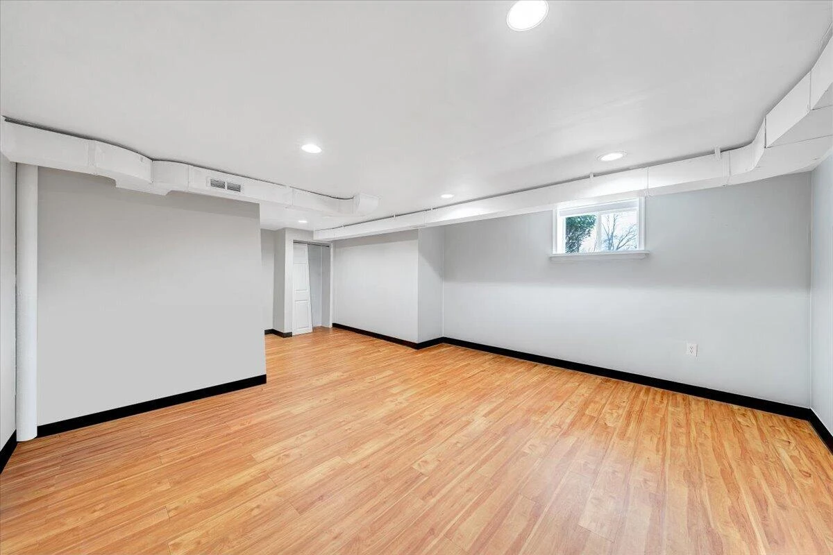 2508 Alberta AVE - Photo 36