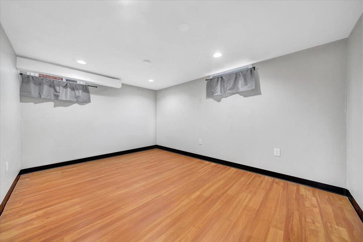 2508 Alberta AVE - Photo 38