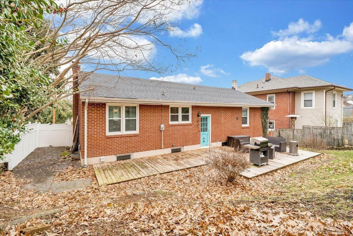 2508 Alberta AVE - Photo 48