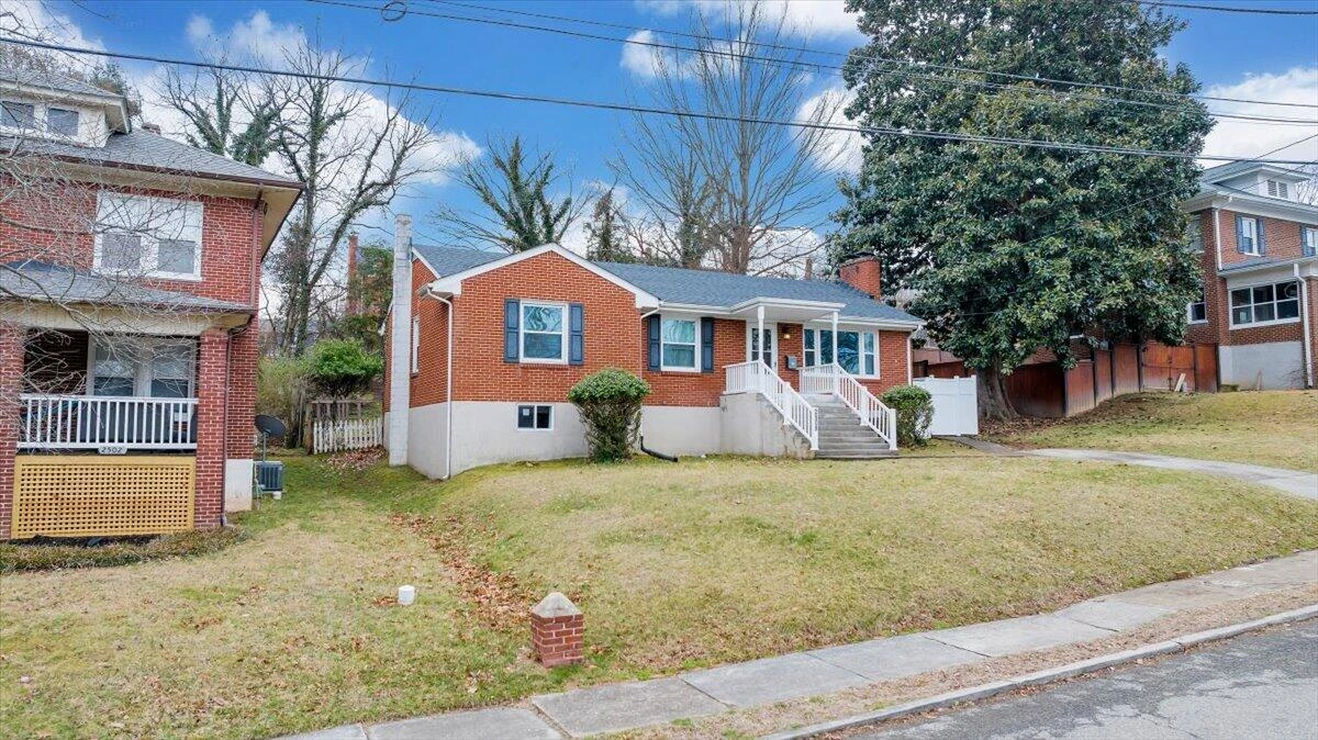 2508 Alberta AVE - Photo 58