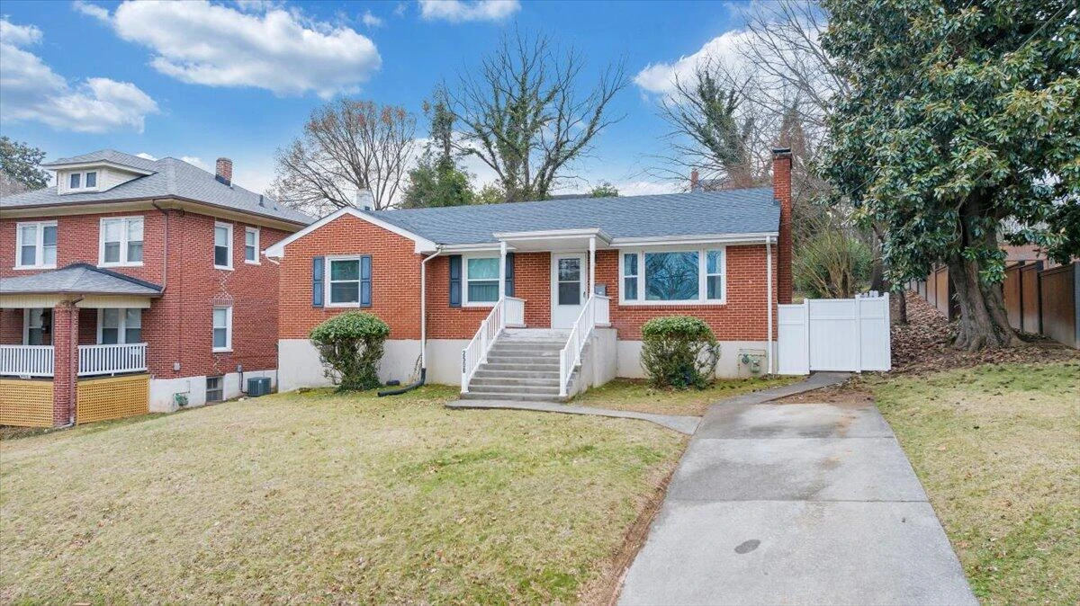 2508 Alberta AVE - Photo 71