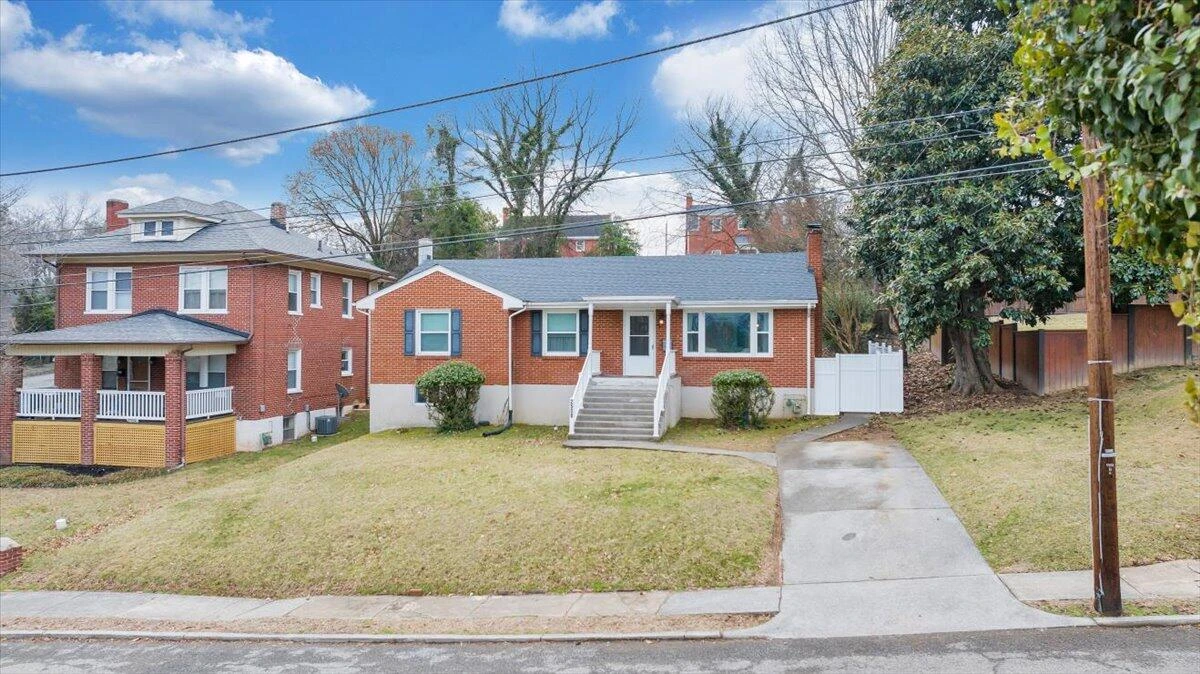 2508 Alberta AVE - Photo 72