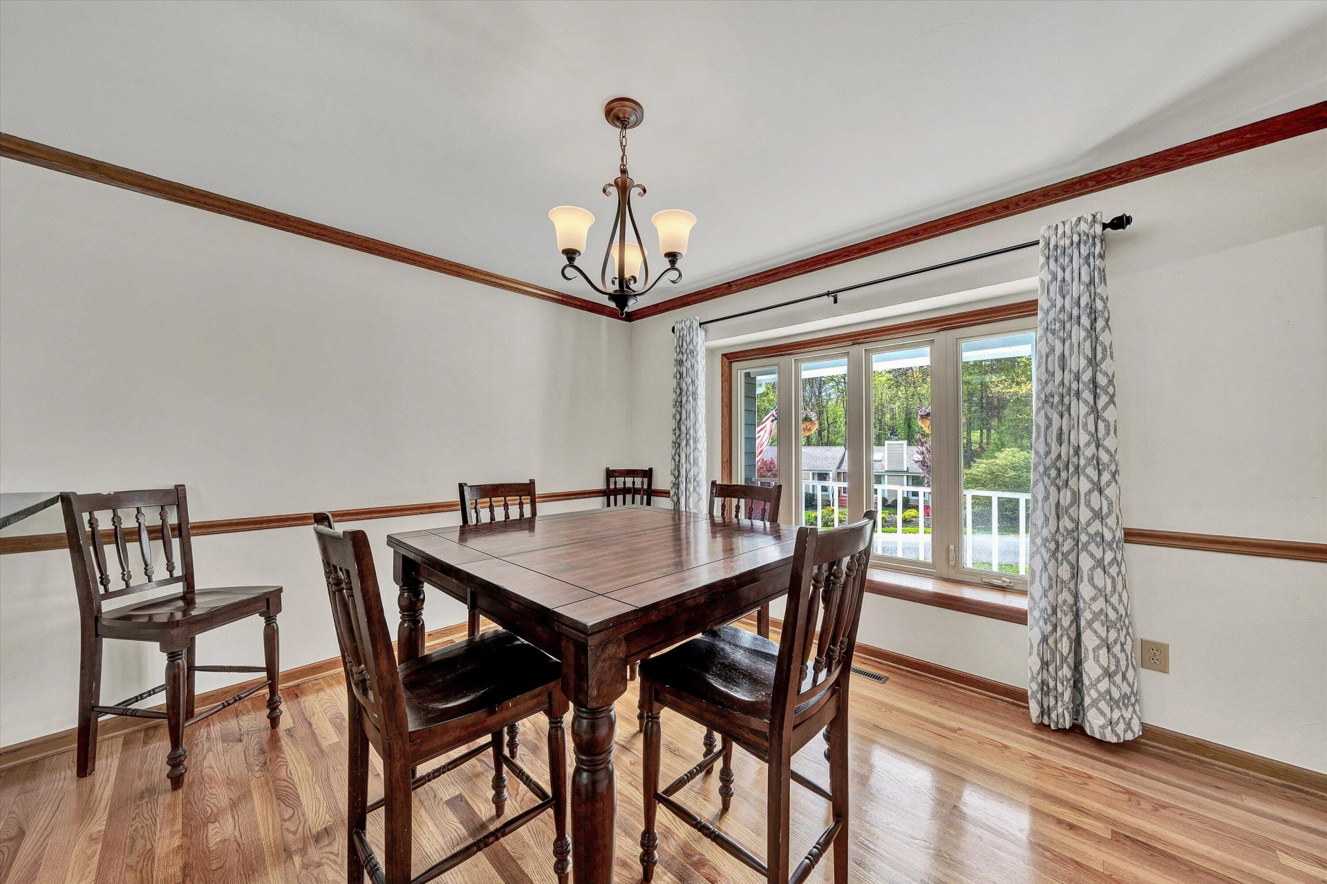 7835 Forest Edge DR - Photo 16