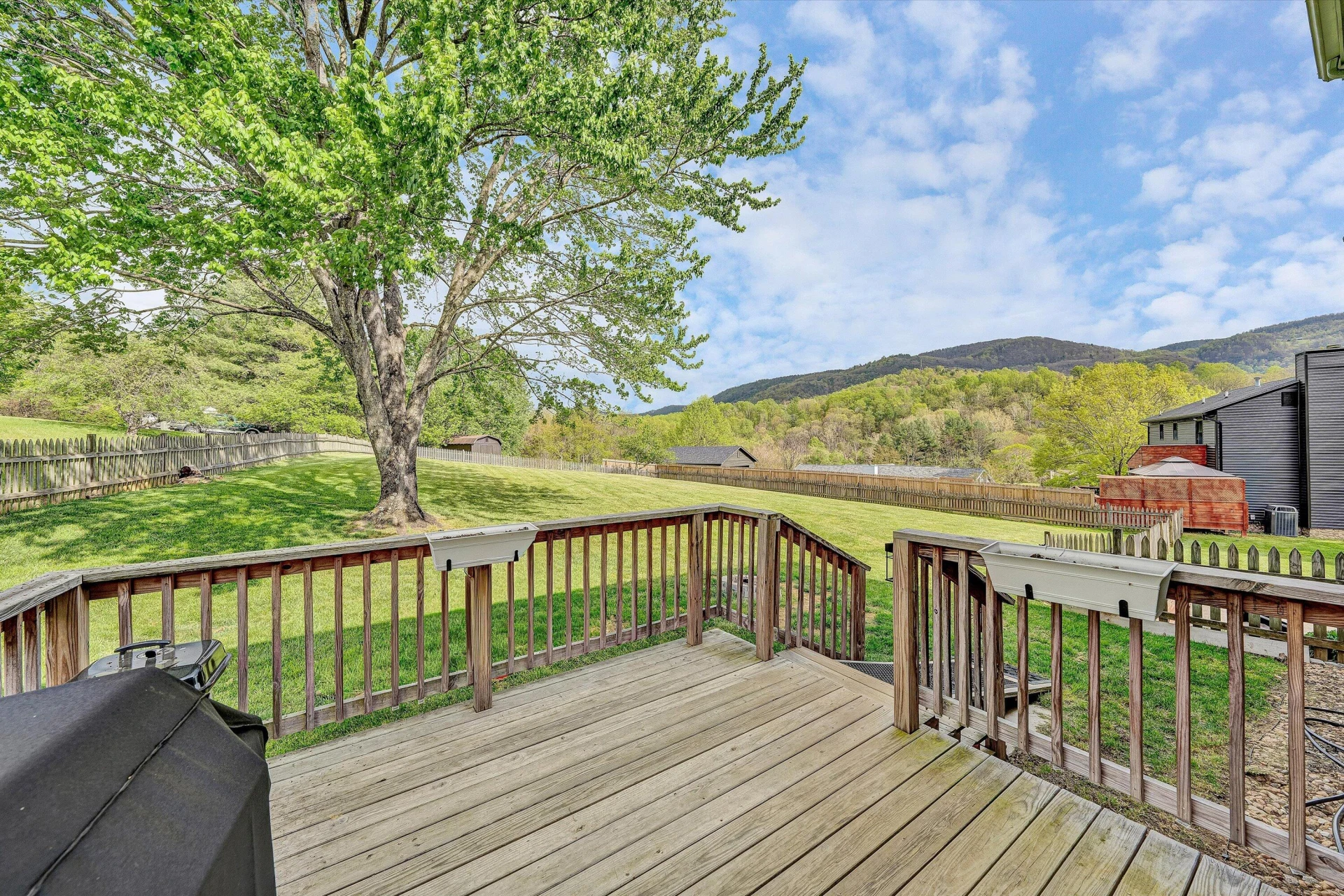 7835 Forest Edge DR - Photo 35