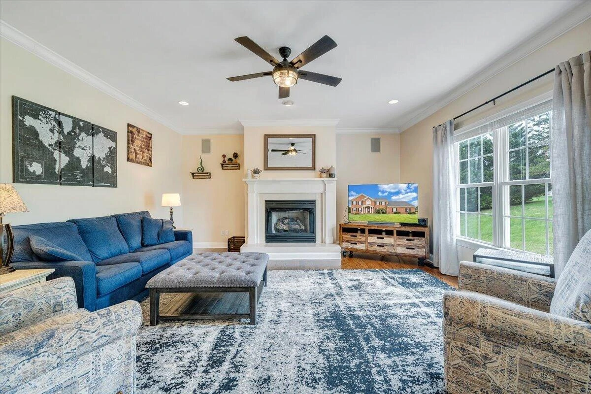 580 Scarlet DR - Photo 16