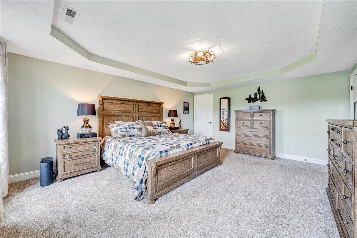 580 Scarlet DR - Photo 32