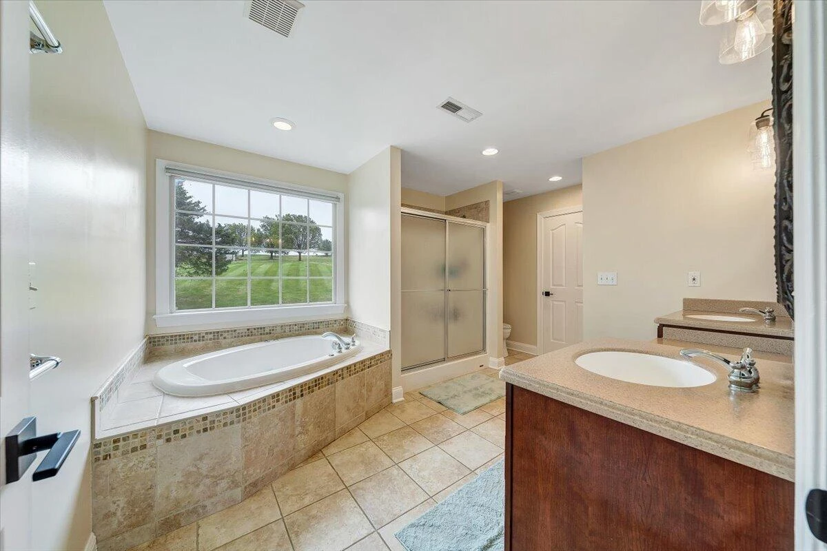 580 Scarlet DR - Photo 34
