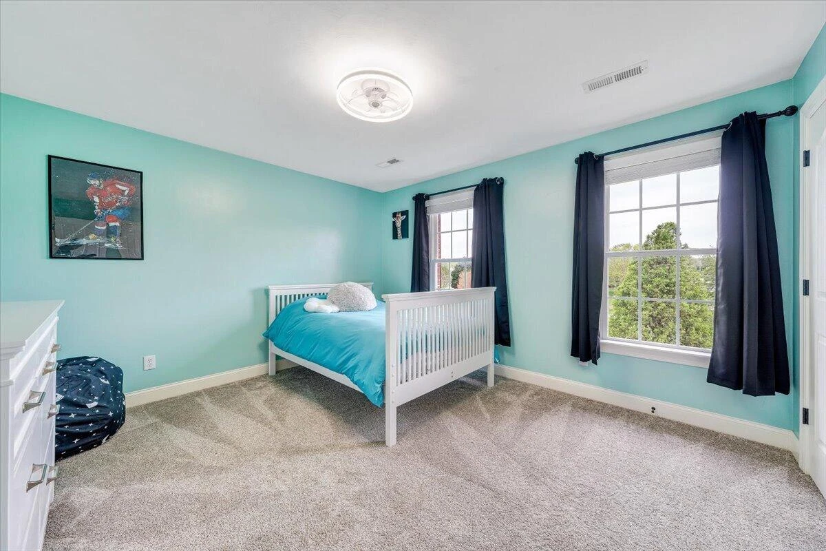 580 Scarlet DR - Photo 35