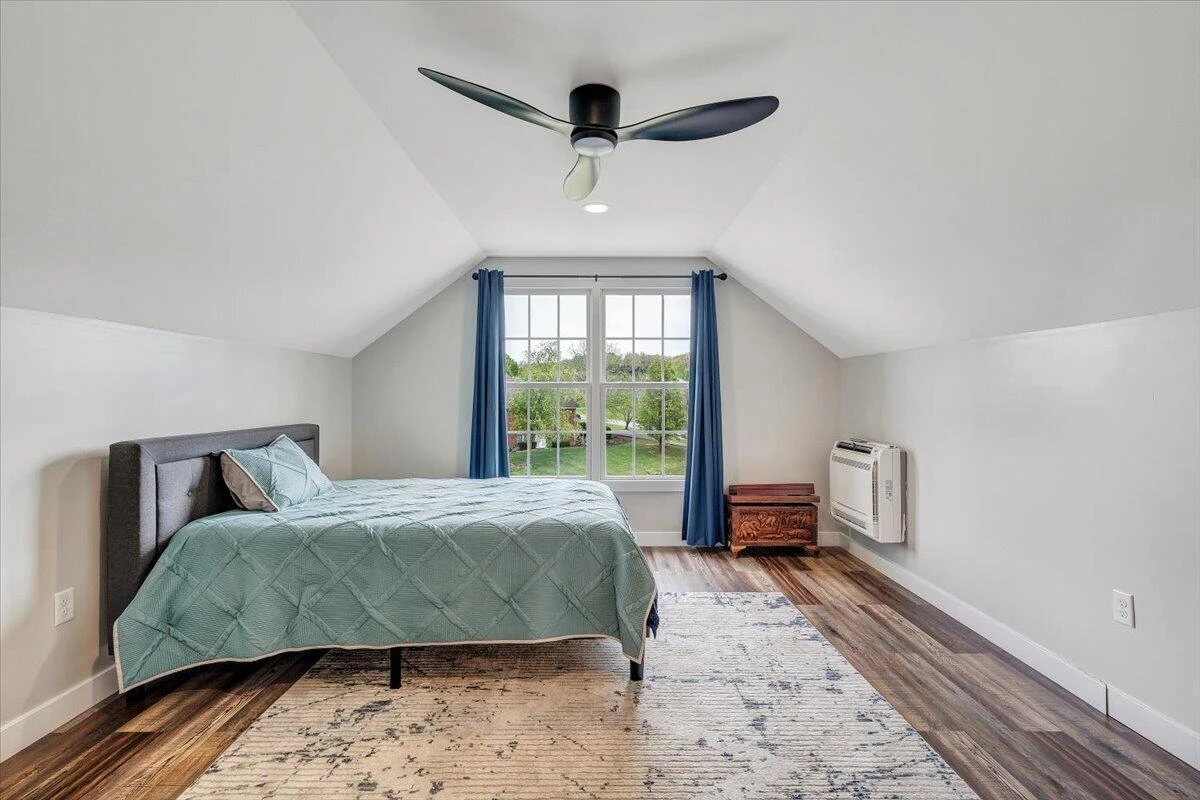 580 Scarlet DR - Photo 45