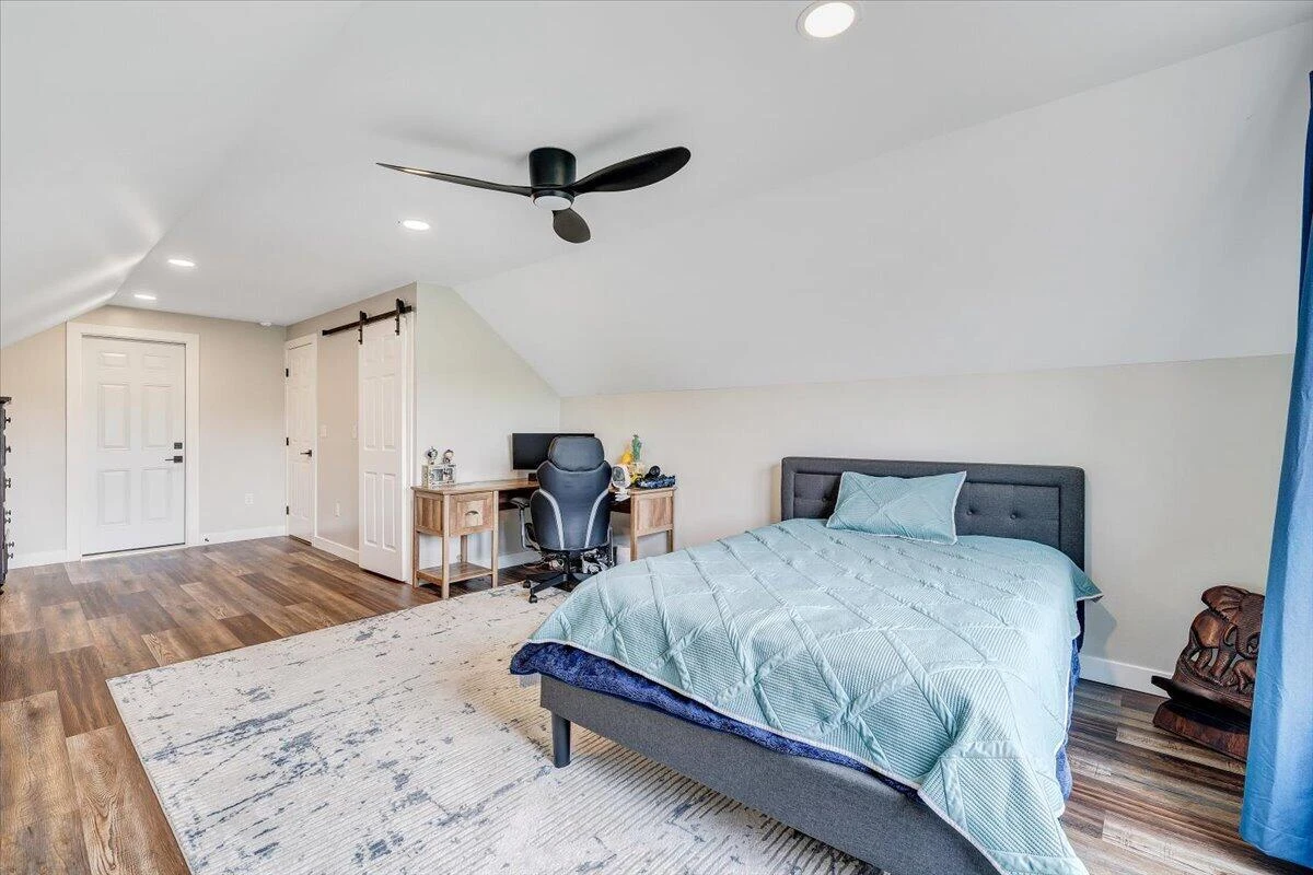 580 Scarlet DR - Photo 46