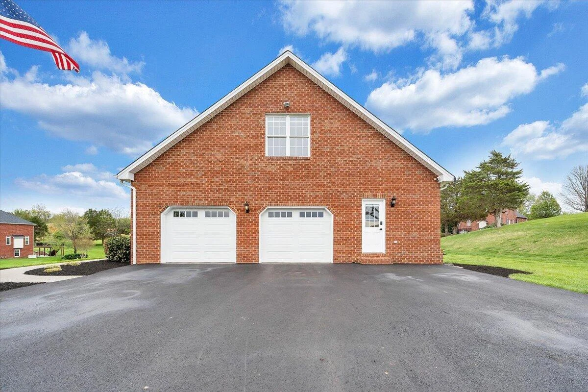 580 Scarlet DR - Photo 73