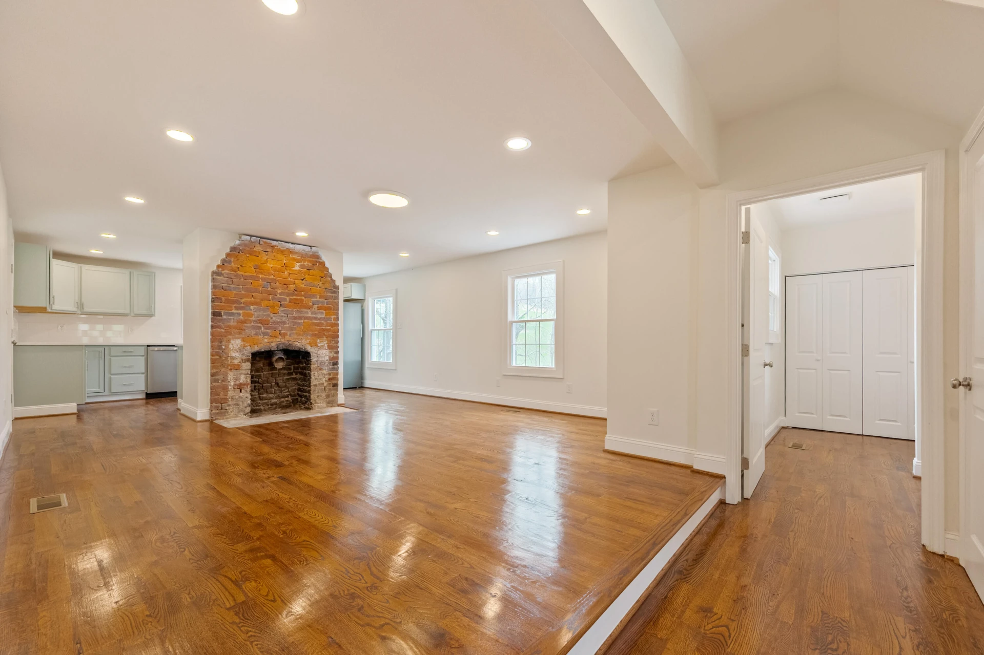 3516 Webbs Mill RD - Photo 13