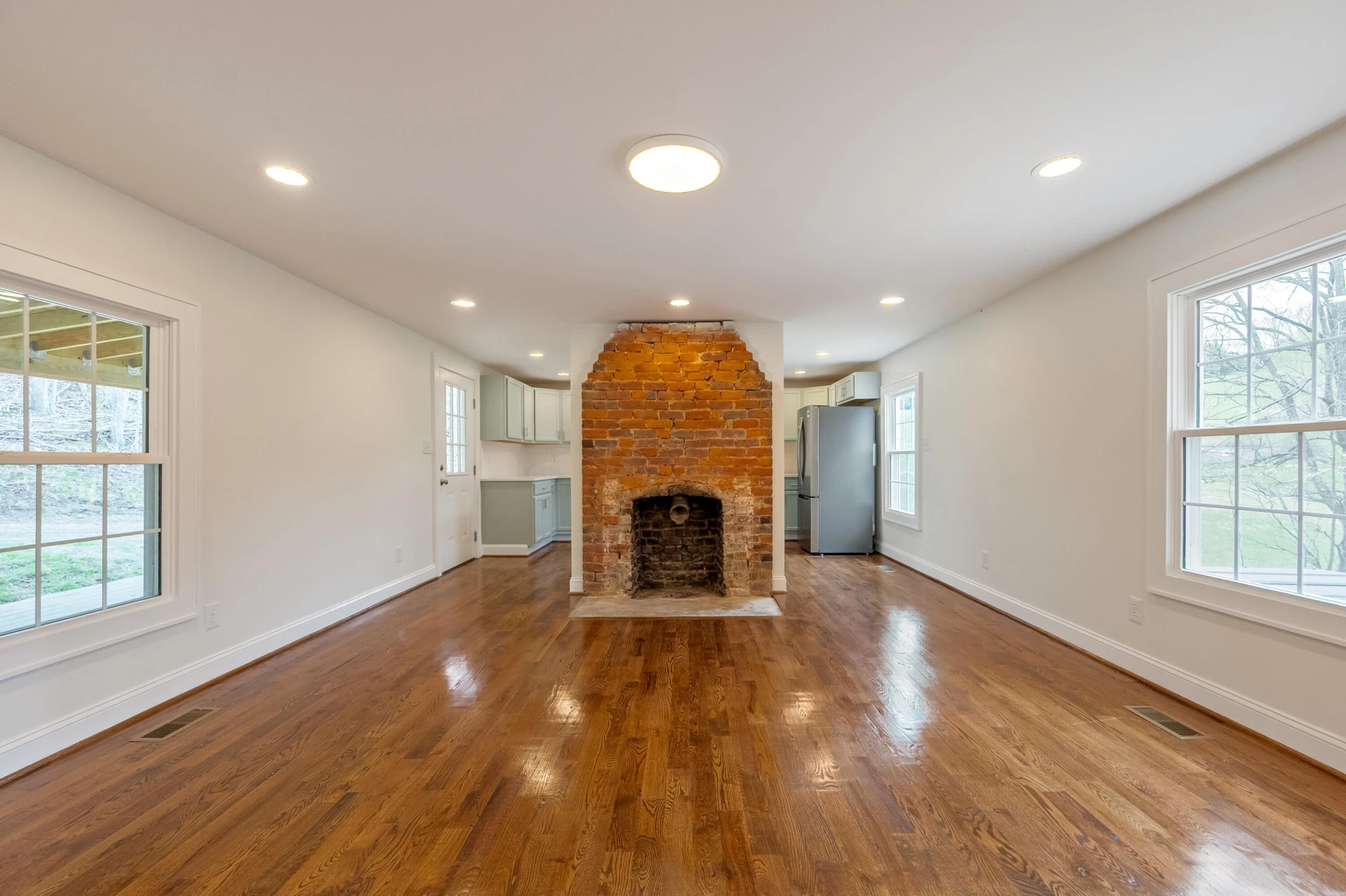 3516 Webbs Mill RD - Photo 16