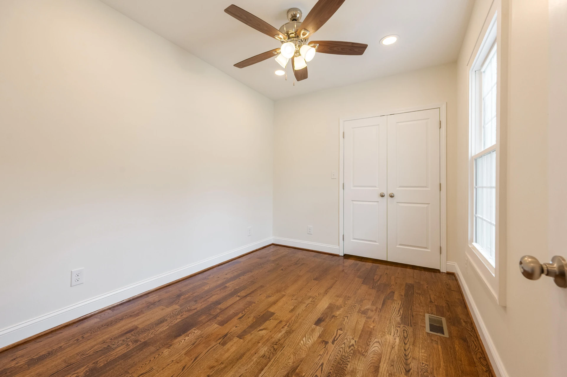 3516 Webbs Mill RD - Photo 33