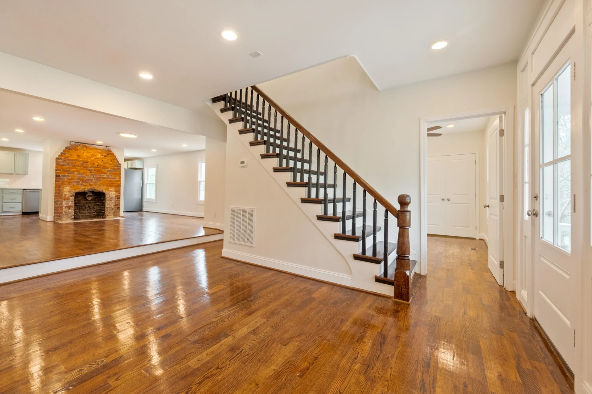 3516 Webbs Mill RD - Photo 11