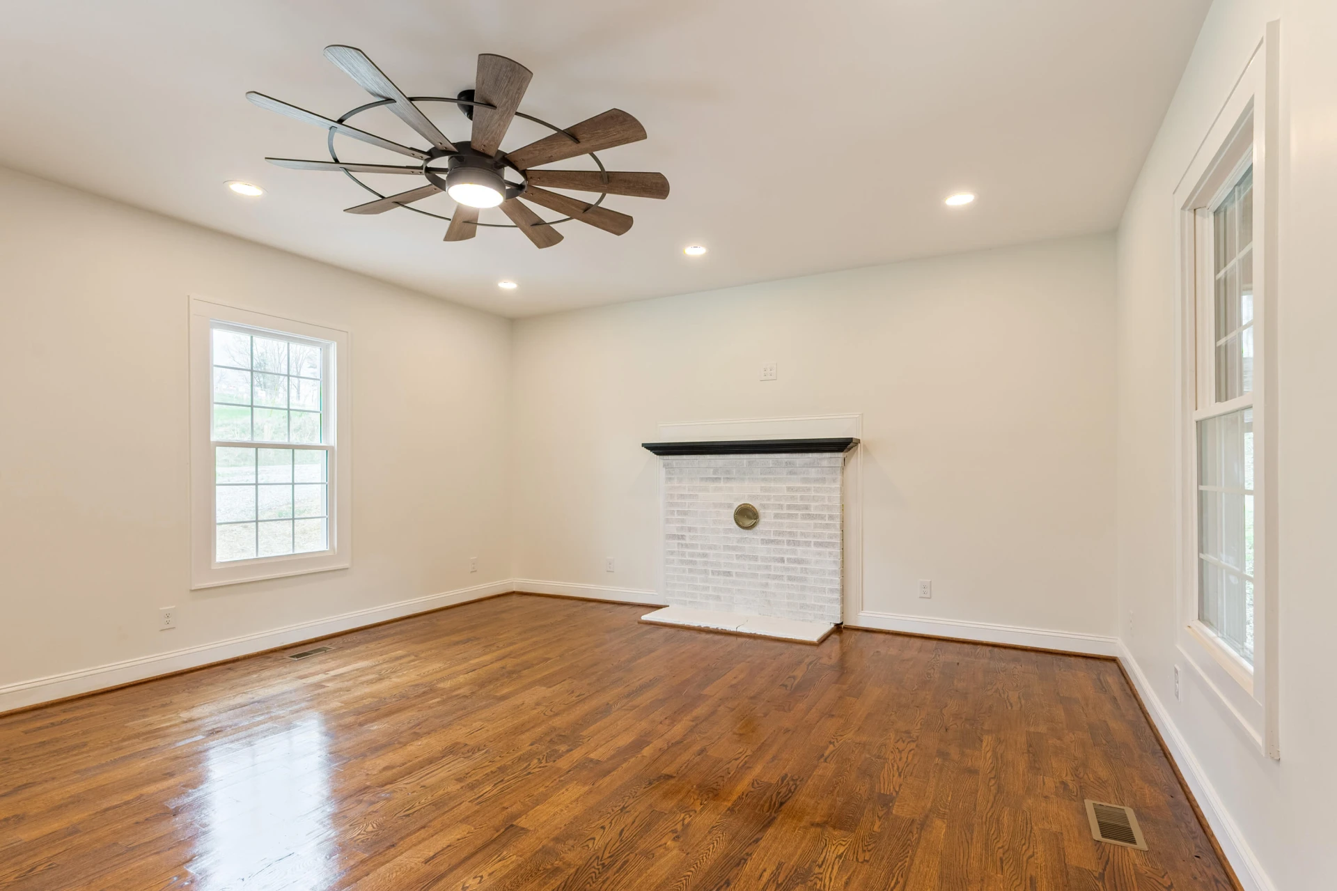3516 Webbs Mill RD - Photo 12