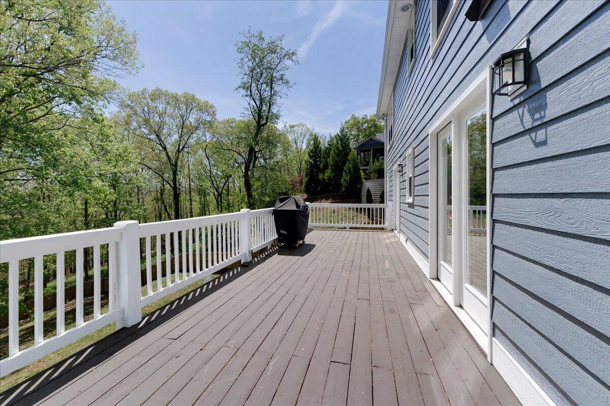 3557 Peakwood DR - Photo 15