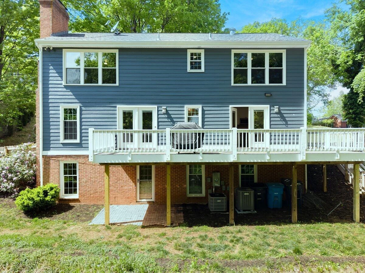 3557 Peakwood DR - Photo 16