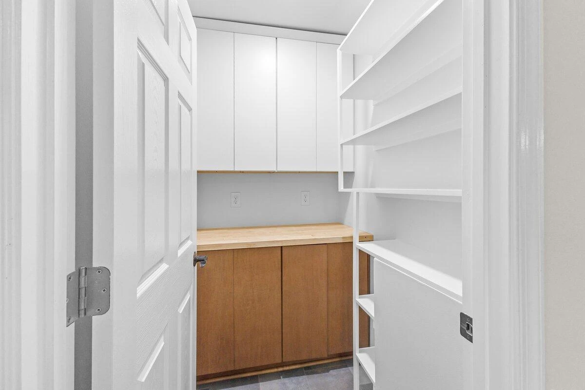 3557 Peakwood DR - Photo 24