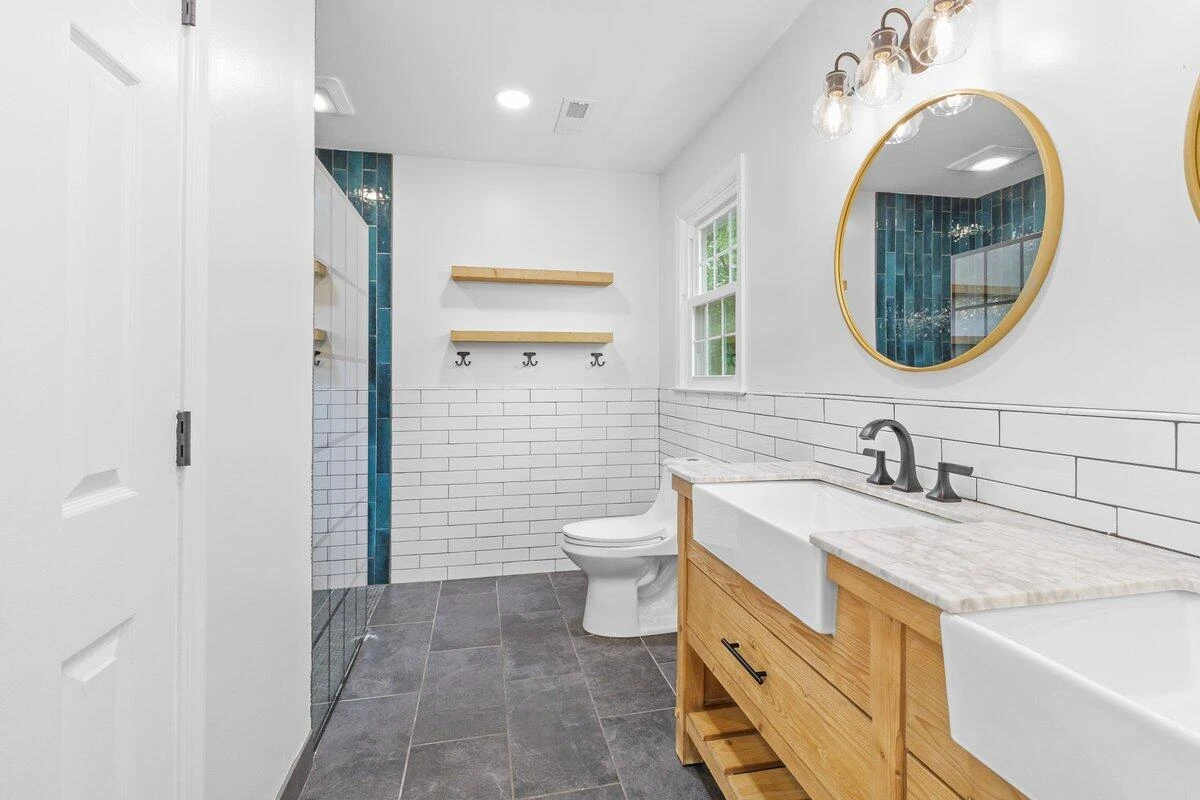 3557 Peakwood DR - Photo 28