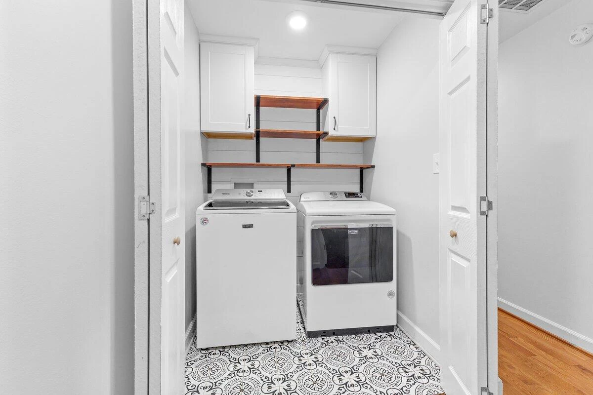3557 Peakwood DR - Photo 39