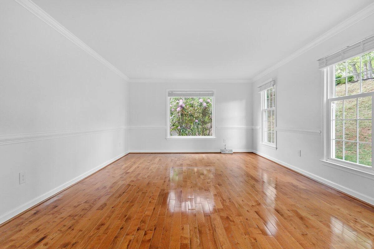 3557 Peakwood DR - Photo 8