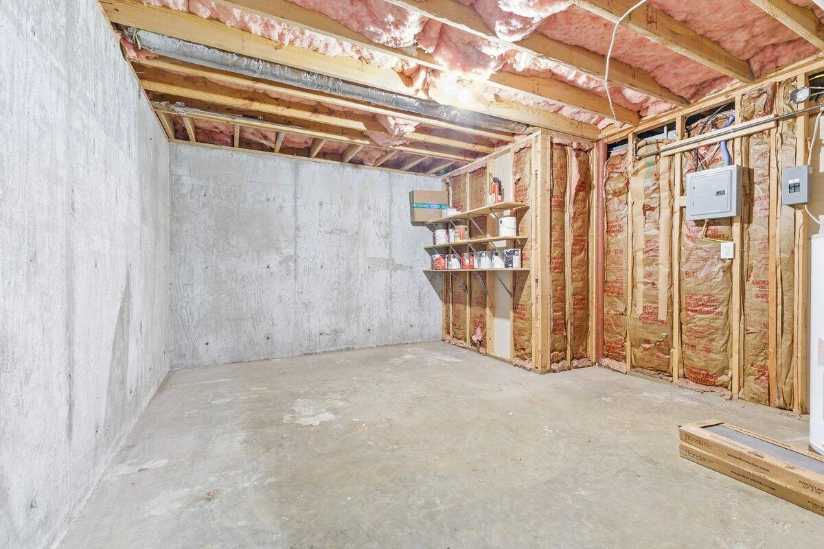 3557 Peakwood DR - Photo 54