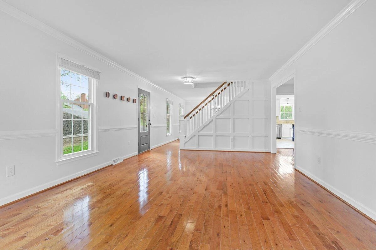3557 Peakwood DR - Photo 10