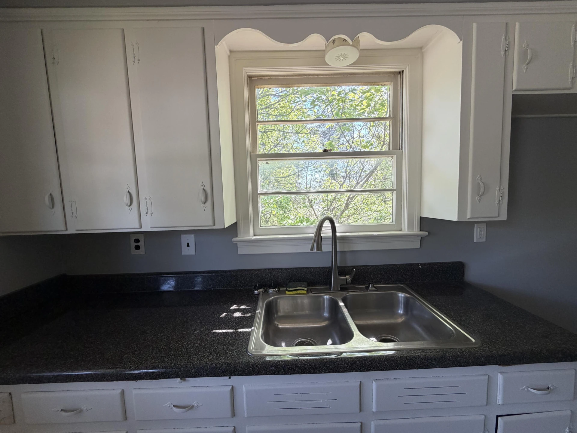 4202 Vermont AVE - Photo 13