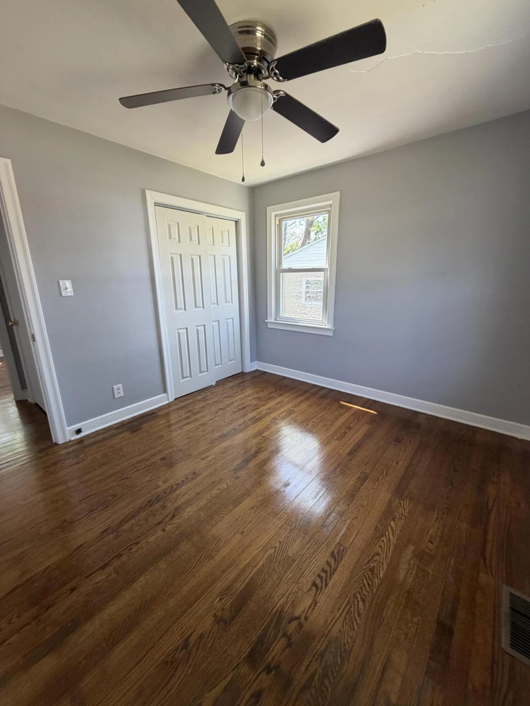 4202 Vermont AVE - Photo 4
