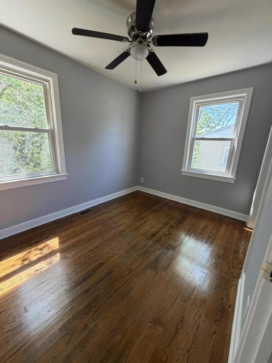 4202 Vermont AVE - Photo 6