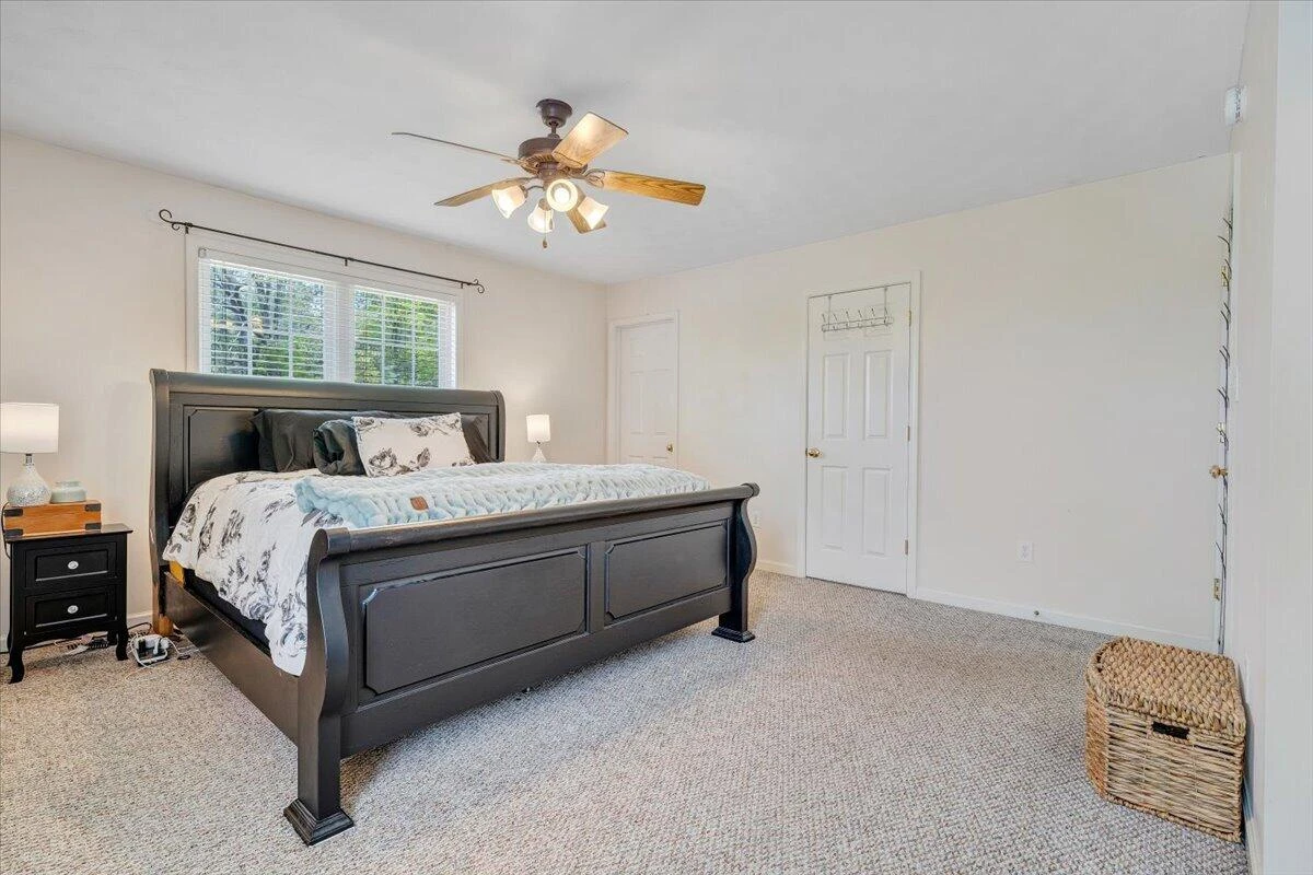 686 Pinehaven RD - Photo 26