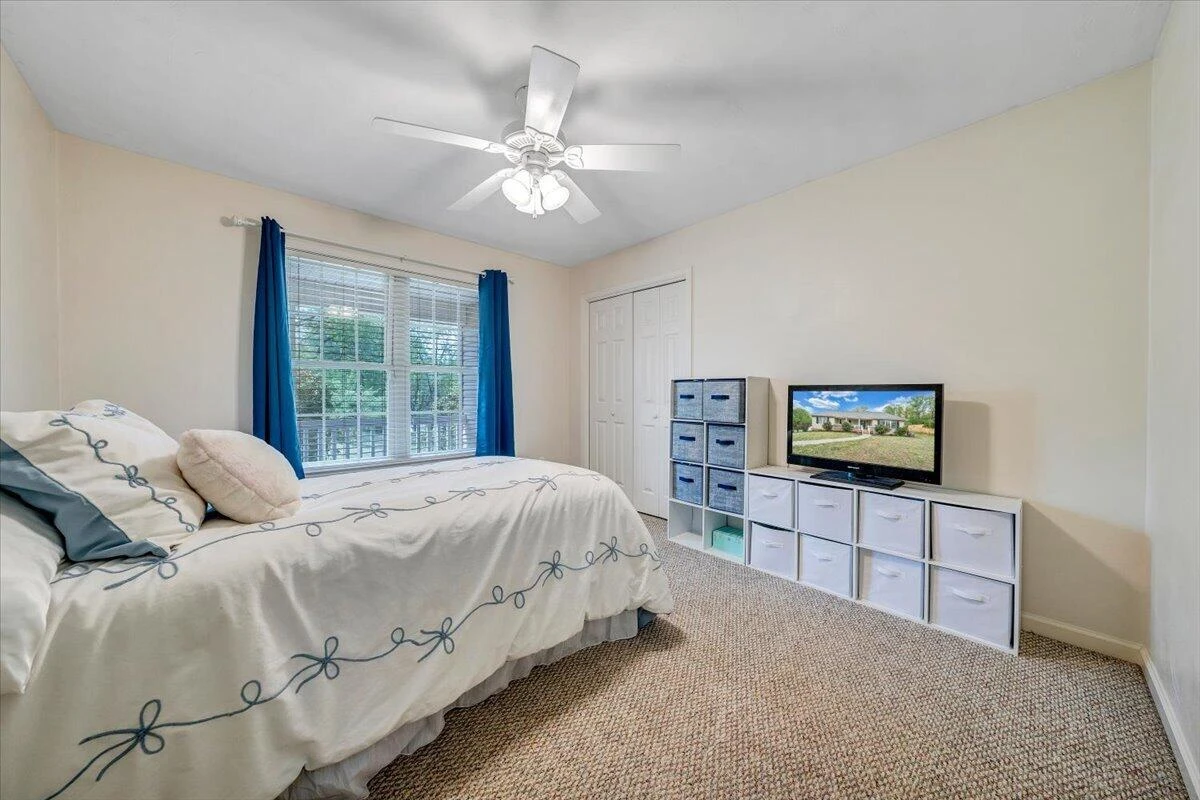 686 Pinehaven RD - Photo 30