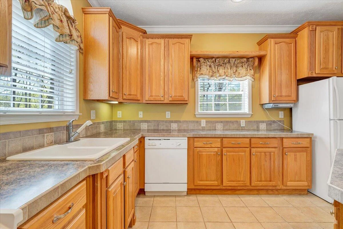 363 Ezra DR - Photo 29