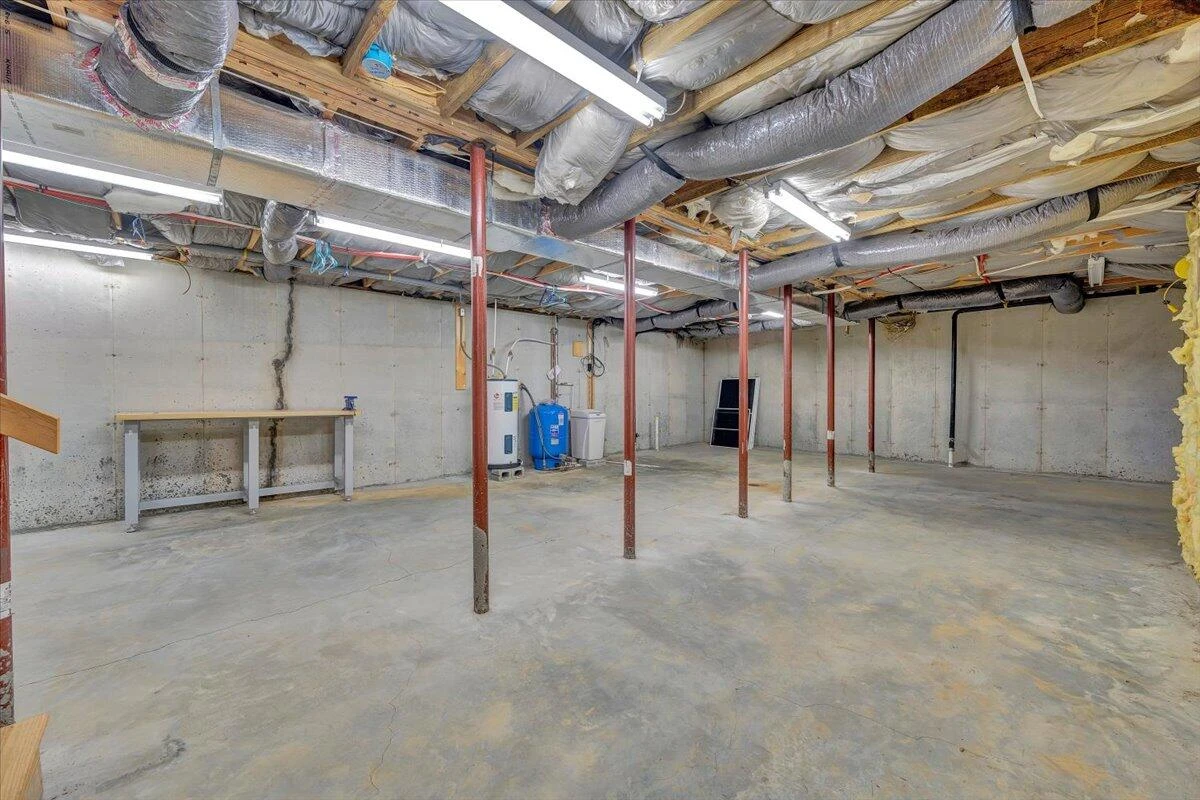 363 Ezra DR - Photo 54