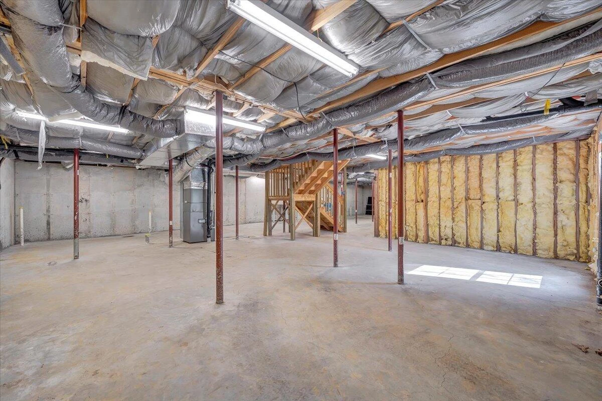 363 Ezra DR - Photo 59