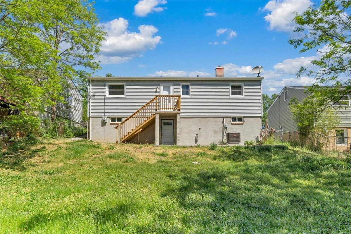 4230 Moomaw AVE - Photo 22