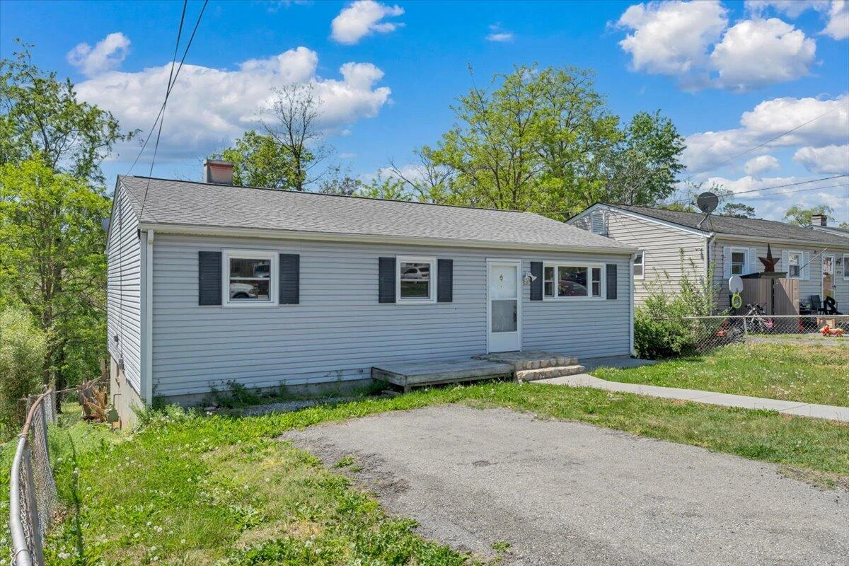 4230 Moomaw AVE - Photo 23