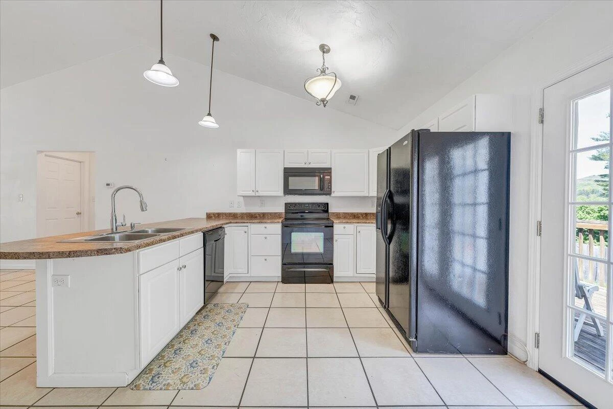 3824 Yellow Mountain RD - Photo 13