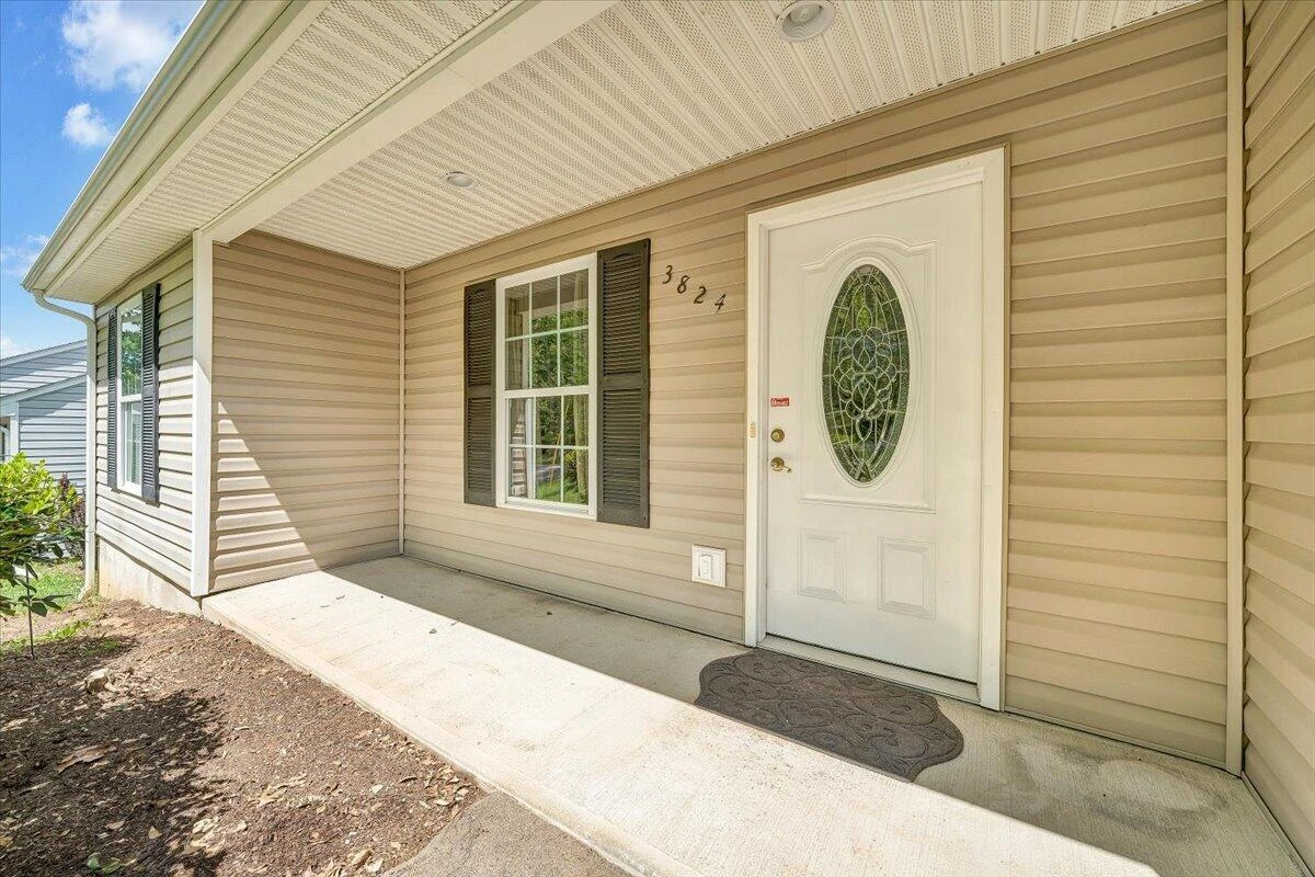 3824 Yellow Mountain RD - Photo 3