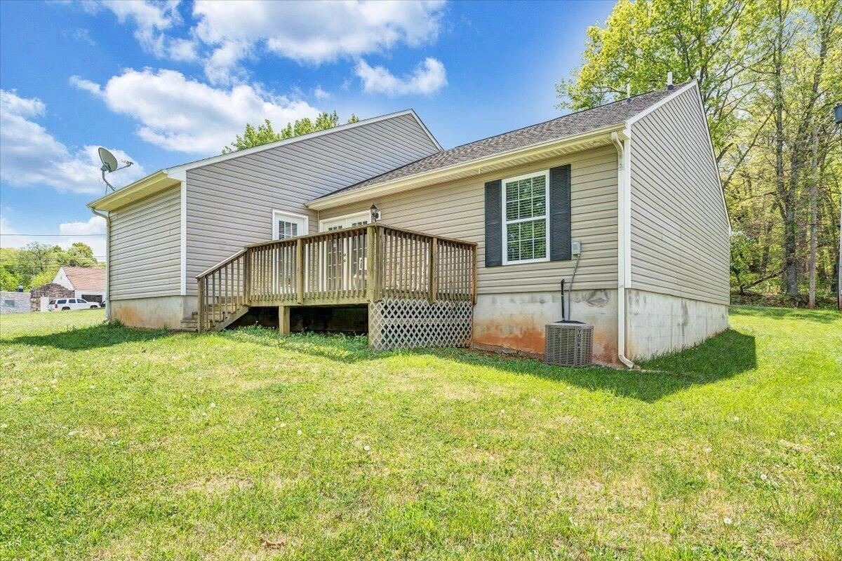 3824 Yellow Mountain RD - Photo 36