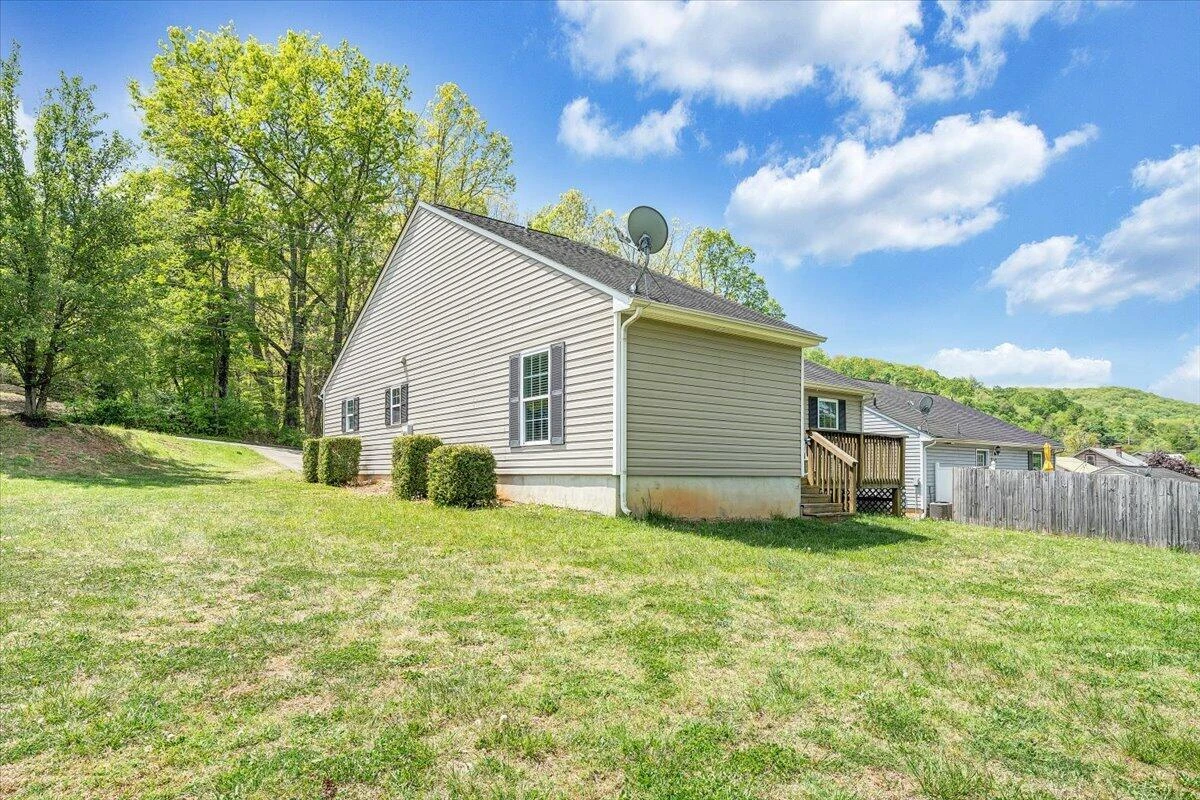 3824 Yellow Mountain RD - Photo 41