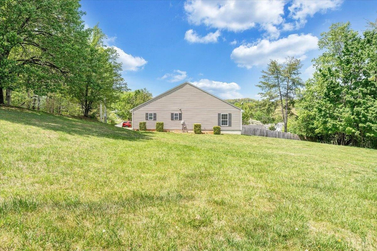 3824 Yellow Mountain RD - Photo 42